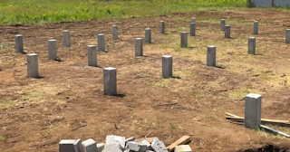 Фундамент на забивных жб сваях под ключ в Надыме - фундамент из забивных железобетонных свай цена от 3128 руб/м2